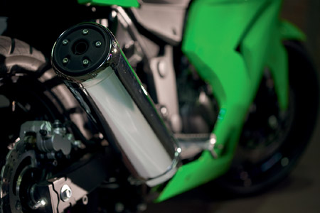 Выглядит очень стильно - новый выхлоп 2-в-1